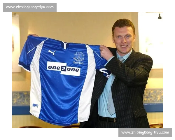 埃弗顿抢签曼城老将沃克 莫耶斯锁定右路关键拼图 埃弗顿抢签曼城老将沃克 莫耶斯锁定右路关键拼图